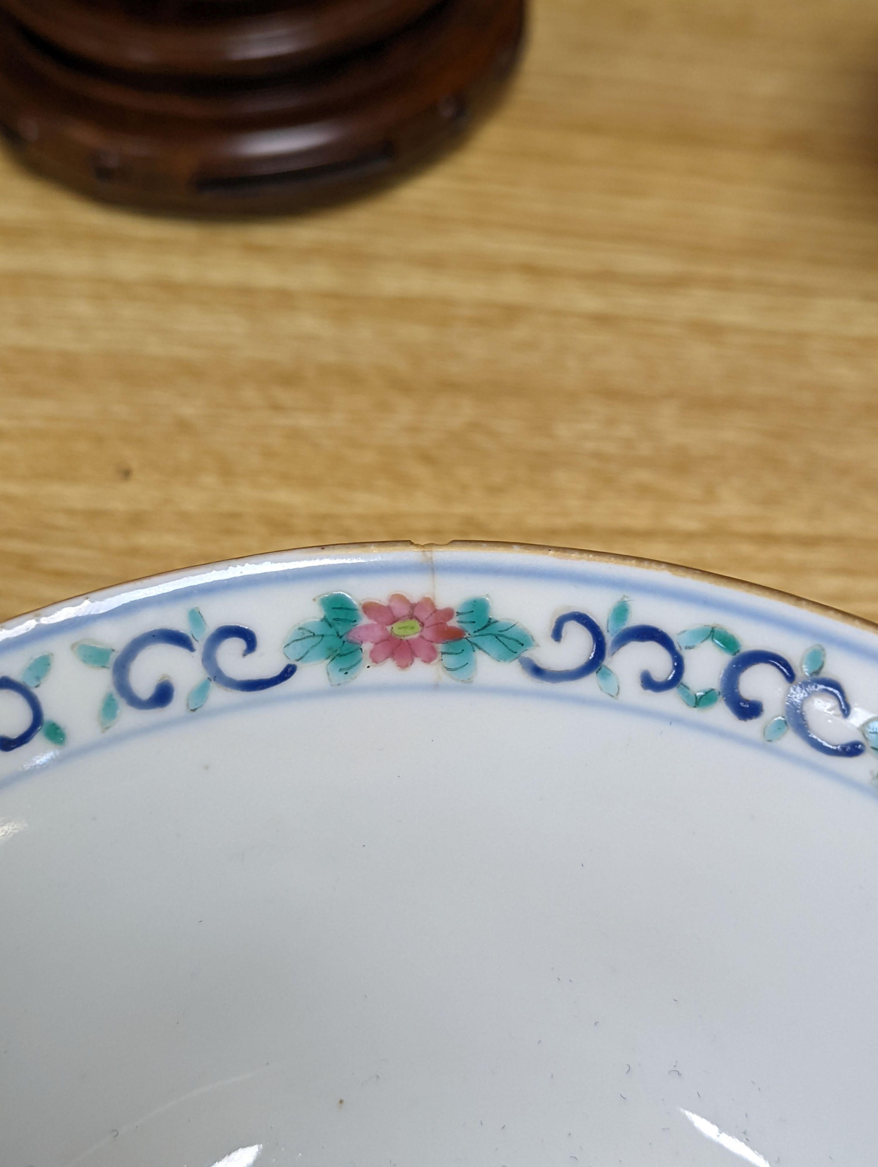 A group of Japanese porcelain tea wares and a rice bowl and cover